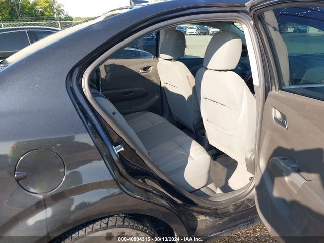 40094315 :رقم المزاد ، 1G1JC5SH2E4213715 vin ، 2014 Chevrolet Sonic Lt Auto مزاد بيع