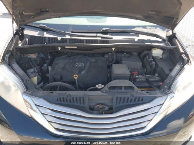 5TDYZ3DC4HS807211 Toyota Sienna Xle 8 Passenger