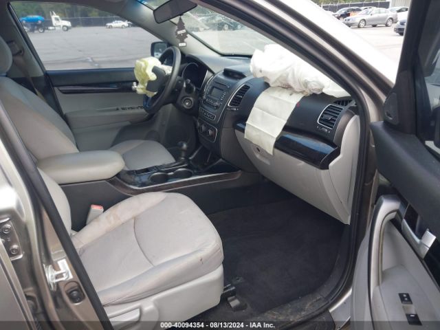 5XYKT3A60FG559894 KIA SORENTO LX