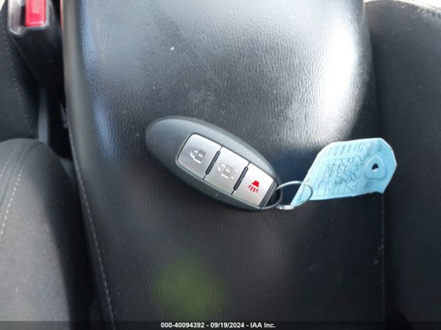 KNMAT2MV5GP678421 Nissan ROGUE SV