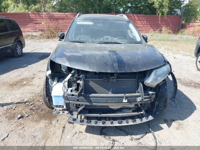 KNMAT2MV5GP678421 Nissan ROGUE SV