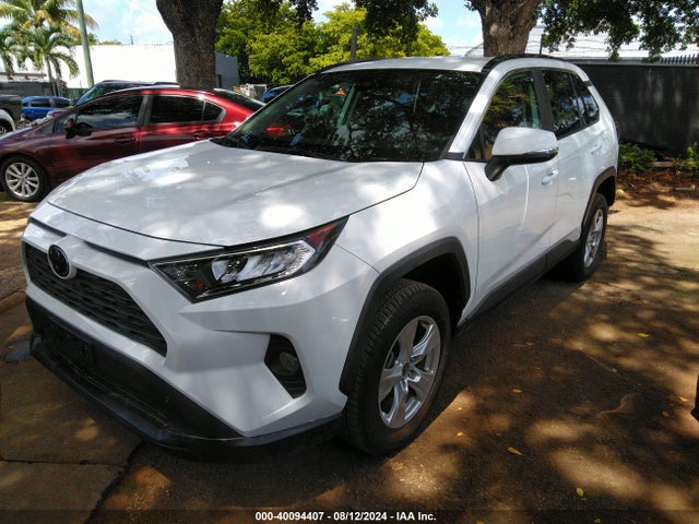 Toyota Rav4 Xle 2021 2T3W1RFV6MW168807 Image 2