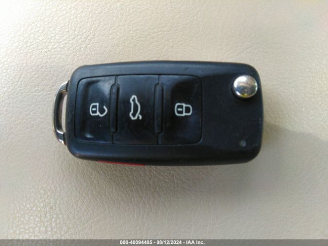 WVGBV7AX0FW514706 Volkswagen TIGUAN SE