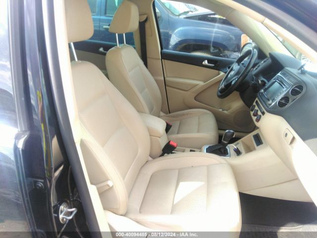 WVGBV7AX0FW514706 Volkswagen TIGUAN SE