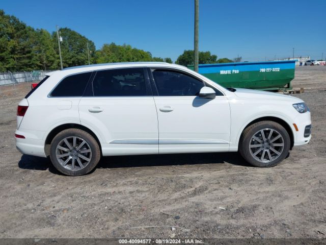 WA1LHAF78KD026271 Audi Q7 45 Premium