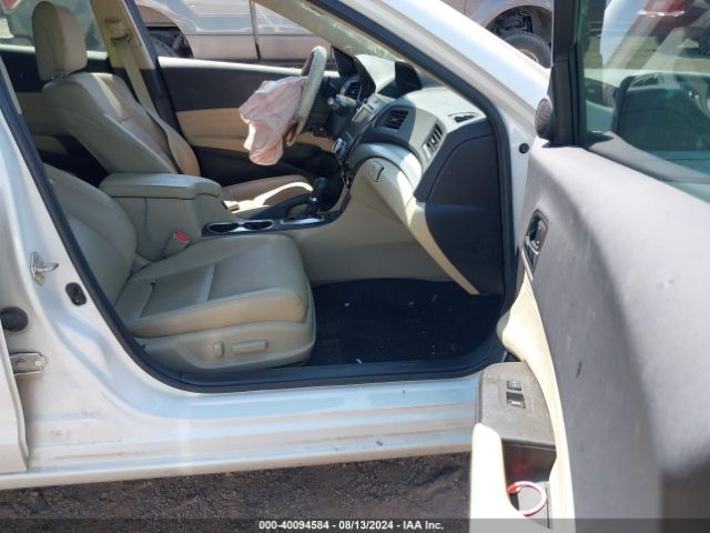 19UDE2F71JA002159 Acura Ilx Premium Package/technology Plus Package