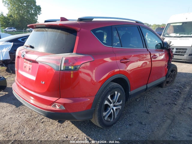 Toyota RAV4 LE 2016 JTMZFREV4GJ081233 Image 4