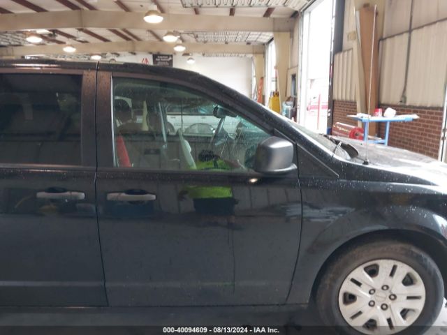 2C4RDGBG1KR664928 Dodge Grand Caravan Se