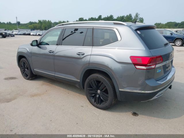 2019 VOLKSWAGEN ATLAS 1V2NR2CAXKC613643 Photo 2