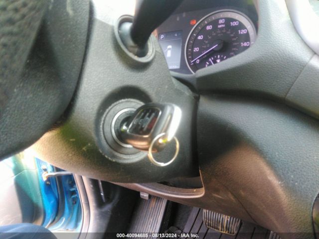 KM8J3CA44HU296042 Hyundai TUCSON SE