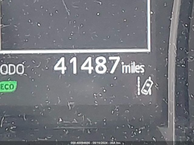 4T1C11AKXNU694286 Toyota CAMRY LE
