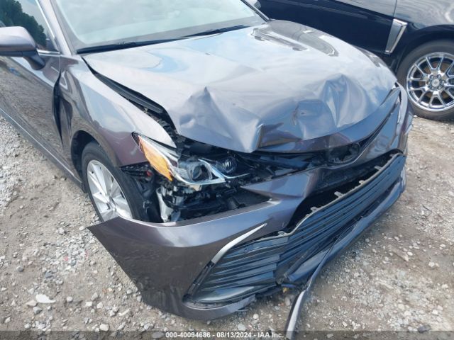 4T1C11AKXNU694286 Toyota CAMRY LE