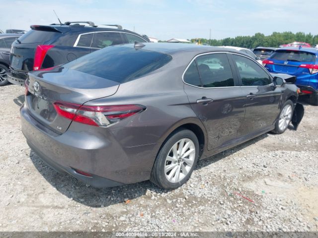 4T1C11AKXNU694286 Toyota CAMRY LE