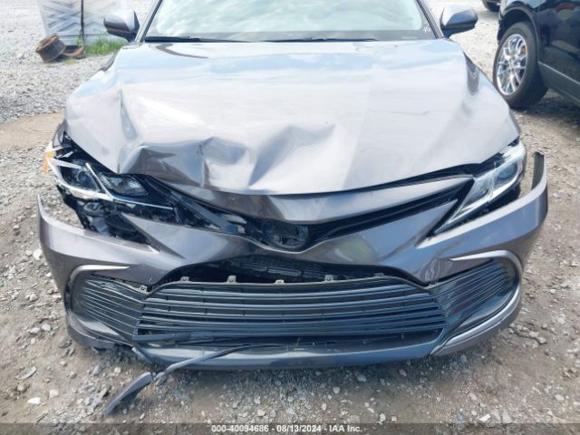 4T1C11AKXNU694286 Toyota CAMRY LE