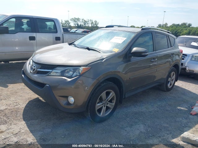 Toyota Rav4 Xle 2015 2T3WFREV5FW198399 Image 2