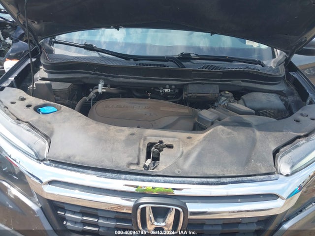 Honda Ridgeline Rtl-t 2017 5FPYK3F66HB032000 Image 10