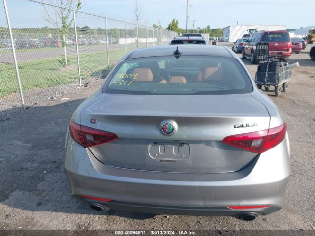 ZARFANAN4K7622731 Alfa Romeo Giulia Awd