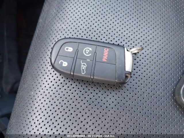 1C4RJFCT3EC384875 Jeep Grand Cherokee Overland