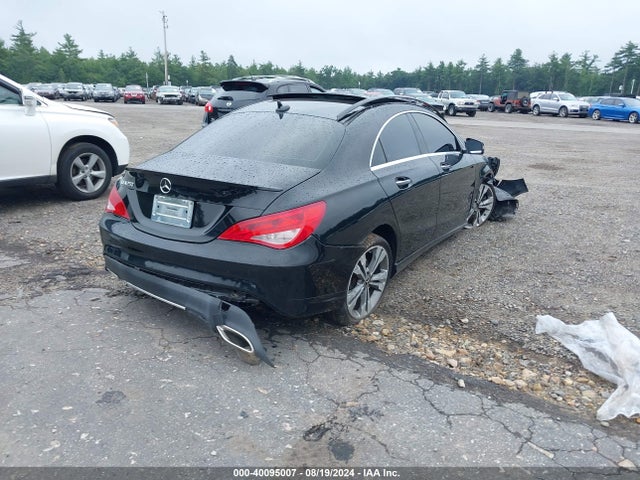 WDDSJ4GB9KN723538 Mercedes-Benz CLA 250 4MATIC