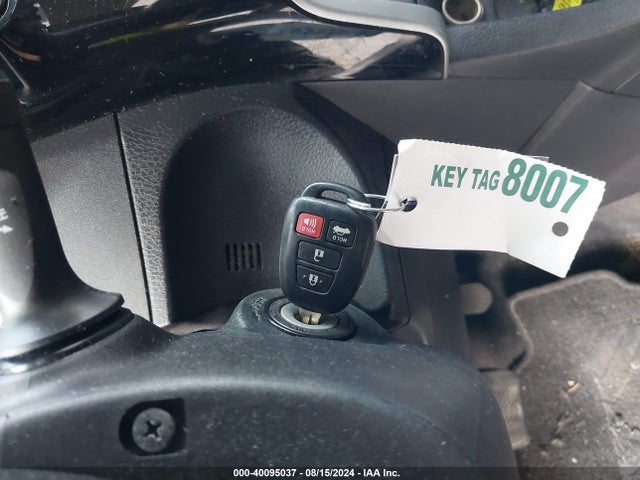 Toyota COROLLA LE 2017 2T1BURHE6HC834857 Image 11