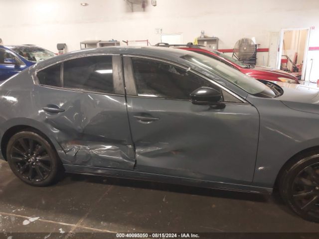 JM1BPACL0N1505926 Mazda Mazda3 Carbon Edition
