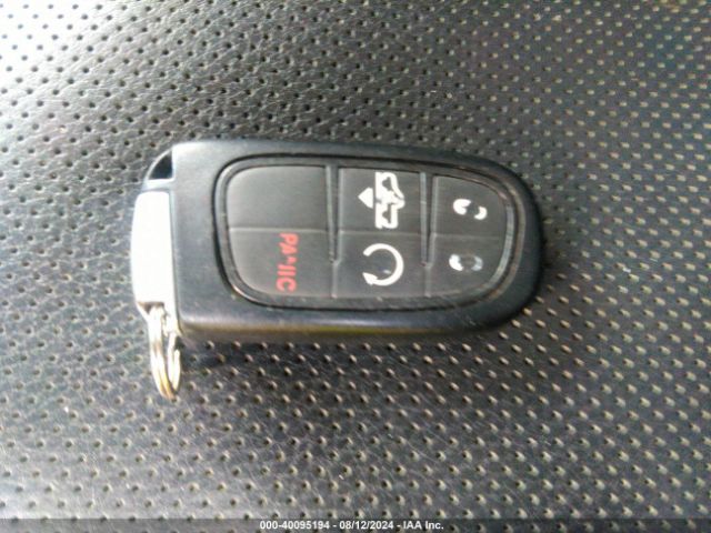 1C6RR7MT2HS533274 RAM 1500 Sport
