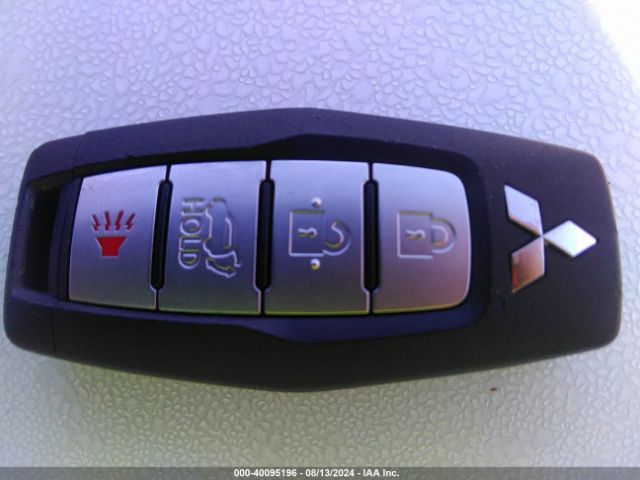 2022 MITSUBISHI OUTLANDER JA4J4VA80NZ051439 Photo 10