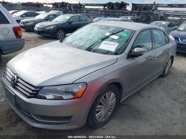 1VWAT7A3XEC034740 Volkswagen Passat 1.8t S