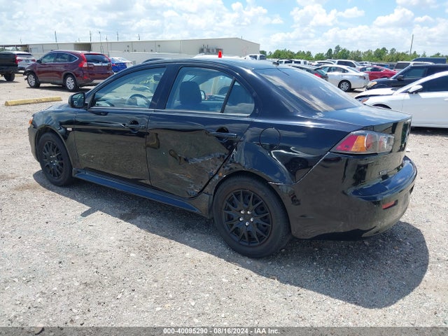 2011 MITSUBISHI LANCER JA32U2FU3BU016514 Photo 2