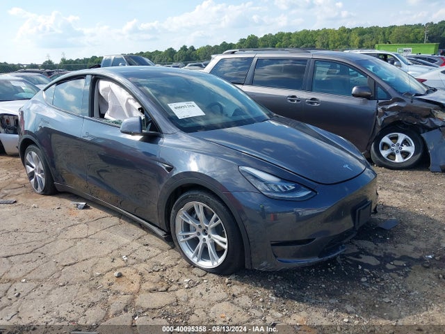 2021 TESLA MODEL Y 5YJYGDEE9MF077368 Photo 0
