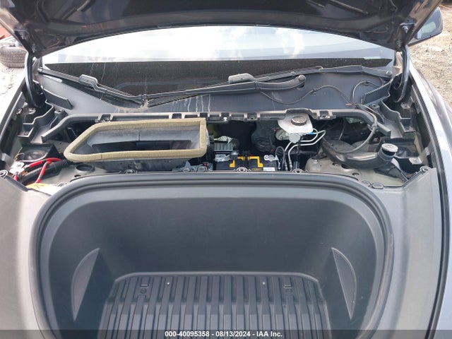 2021 TESLA MODEL Y 5YJYGDEE9MF077368 Photo 9