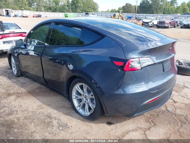 2021 TESLA MODEL Y 5YJYGDEE9MF077368 Photo 2