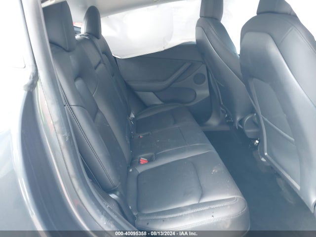 2021 TESLA MODEL Y 5YJYGDEE9MF077368 Photo 7