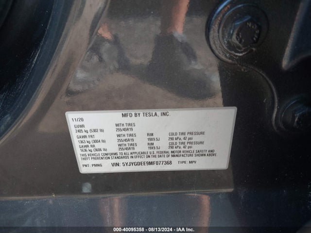 2021 TESLA MODEL Y 5YJYGDEE9MF077368 Photo 8