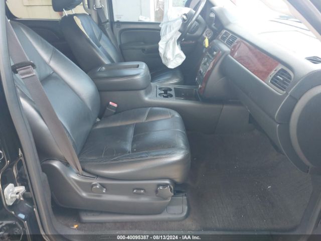 1GNSCJE05ER198308 Chevrolet Suburban 1500 Lt