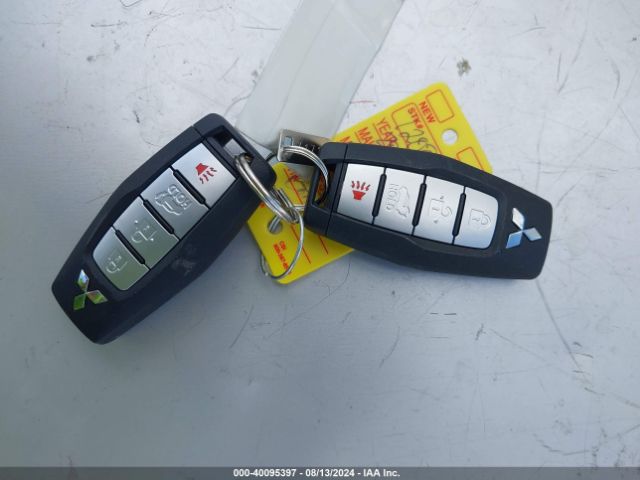 JA4J4VA8XRZ012329 Mitsubishi Outlander Se 2.5 S-awc