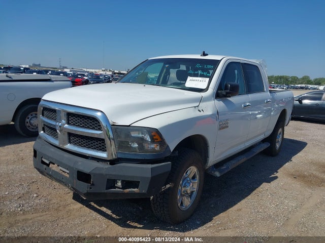 RAM 2500 Slt  4x4 6'4 Box 2018 3C6UR5DL8JG278092 Image 2