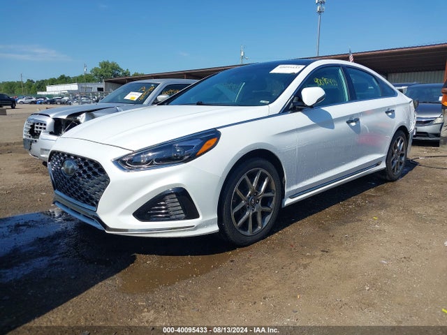 Hyundai Sonata Limited 2.0t 2019 5NPE34AB7KH788835 Image 2