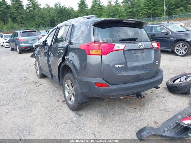 Toyota Rav4 Xle 2015 JTMRFREV3FJ022849 Image 3