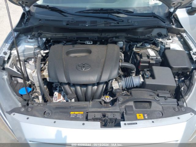 3MYDLBYVXKY517661 Toyota YARIS L