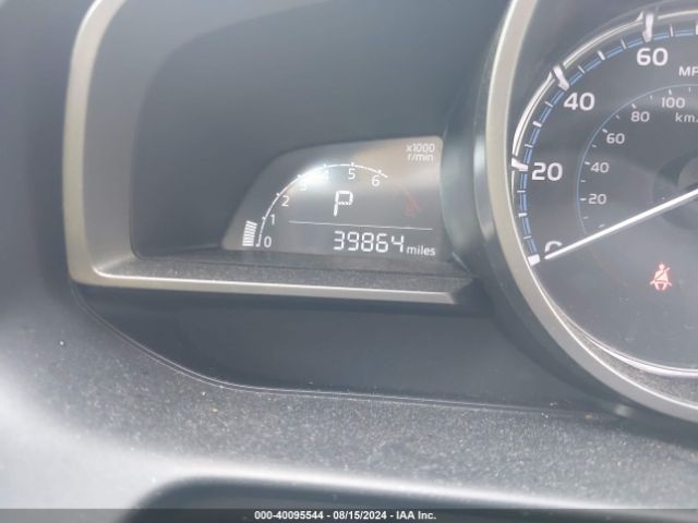 3MYDLBYVXKY517661 Toyota YARIS L