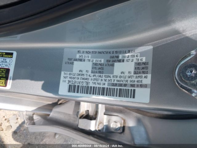 3MYDLBYVXKY517661 Toyota YARIS L