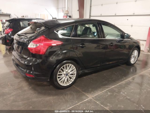 1FADP3N23EL130777 Ford Focus Titanium