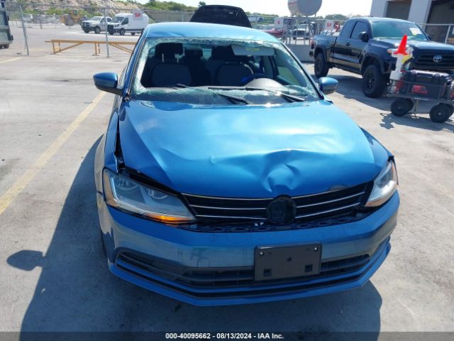 3VW2B7AJXHM294466 Volkswagen Jetta 1.4t S