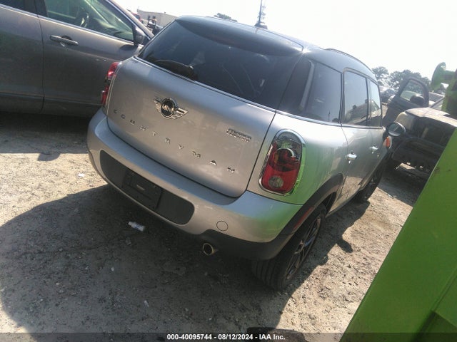 2013 MINI COUNTRYMAN WMWZB3C58DWM07803 Photo 3