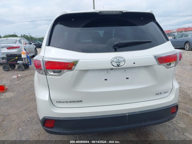 Toyota Highlander Xle V6 2014 5TDJKRFH1ES047252 Image 16