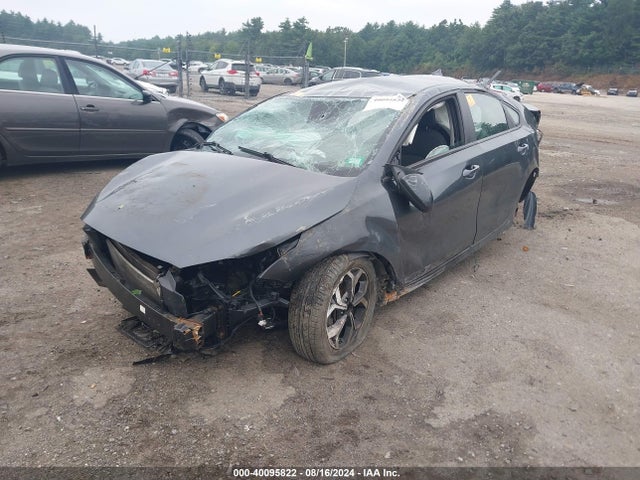 KIA Forte Lxs 2019 3KPF24AD9KE103232 Image 2
