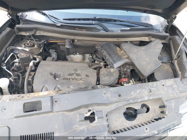 2018 MITSUBISHI OUTLANDER JA4AD2A3XJJ006066 Photo 9
