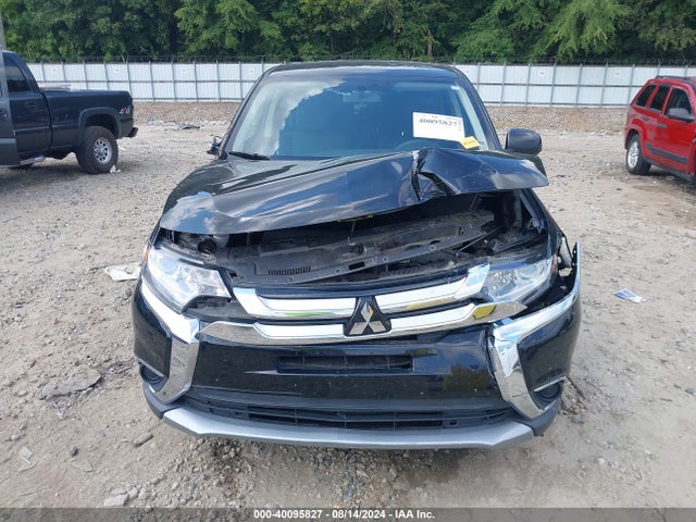 JA4AD2A3XJJ006066 Mitsubishi Outlander Es