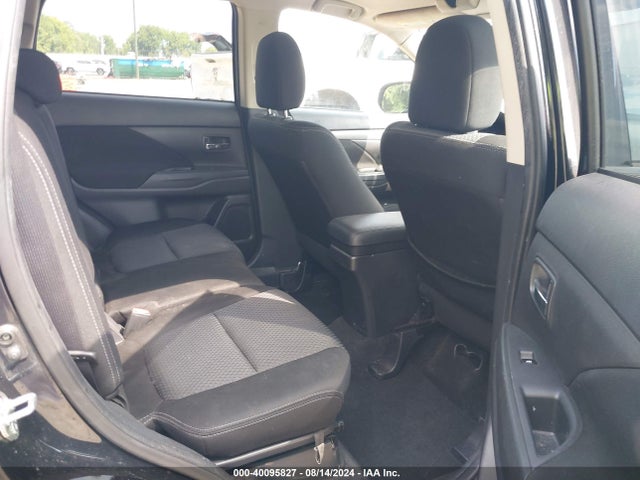 2018 MITSUBISHI OUTLANDER JA4AD2A3XJJ006066 Photo 7